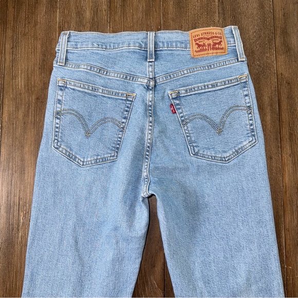 Levi’s Wedgie Straight Jean High Rise Button Fly Droit Fray - Picture 10 of 12